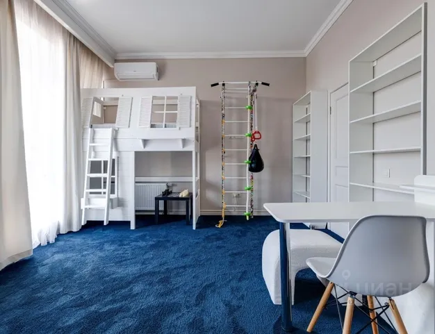 дом  в КП Николина Поляна, 14 км от МКАД