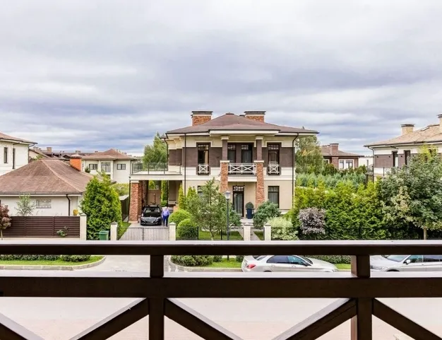 дом  в КП Прозорово, 13 км от МКАД