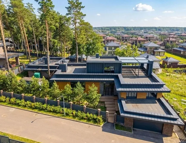 дом  в КП Подмосковные Просторы, 32 км от МКАД