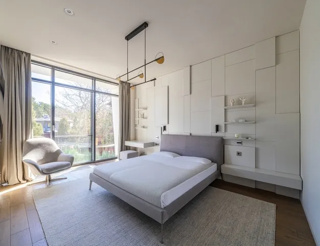 дом  в КП Жуковка, 9 км от МКАД