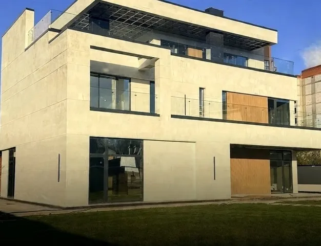 дом  в КП Прозорово, 13 км от МКАД