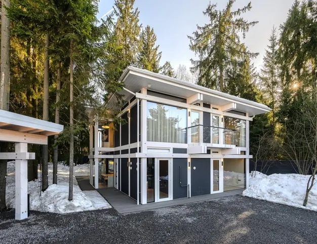 дом  в КП Зеленая Роща-1, 35 км от МКАД