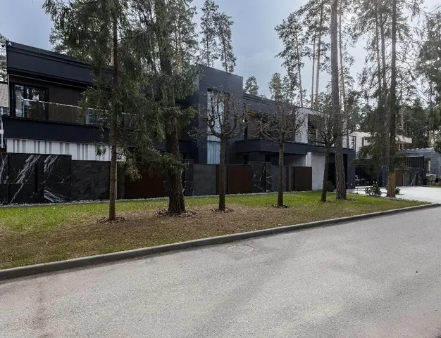 дом  в КП Жуковка-2, 8 км от МКАД