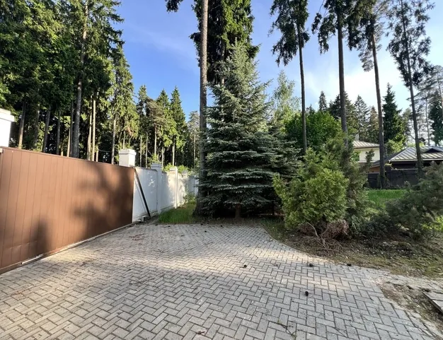 участок  в КП Грибово, 12 км от МКАД