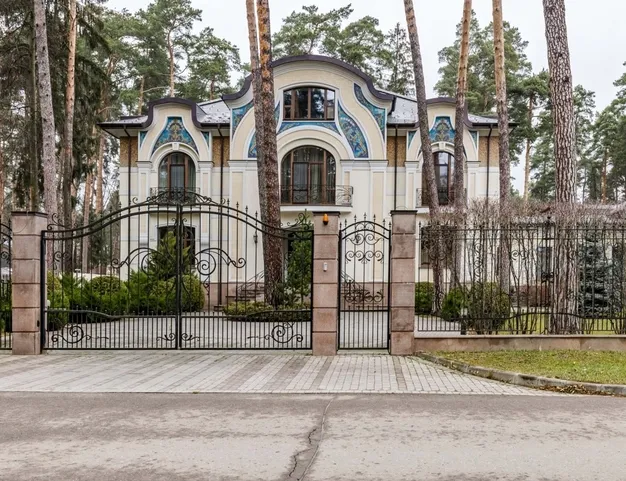 дом  в КП Сады Майендорф, 7 км от МКАД