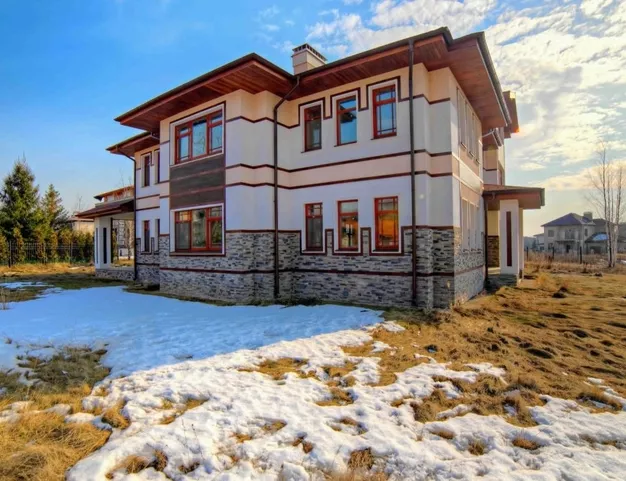 дом  в КП Монтевиль, 23 км от МКАД