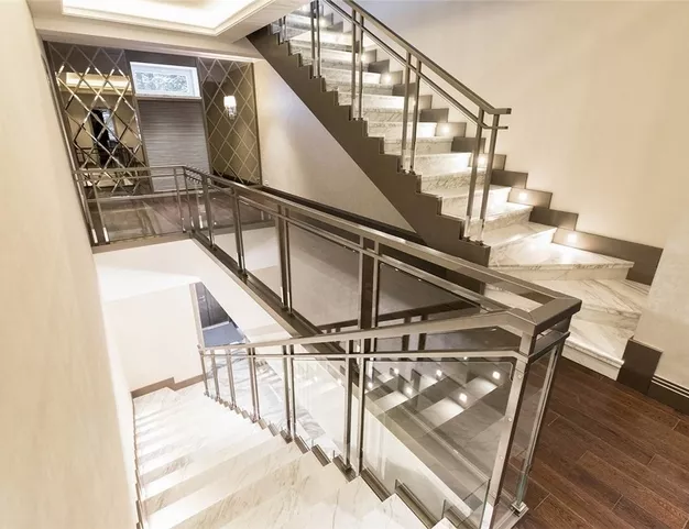 дом  в КП Ренессанс Парк, 19 км от МКАД