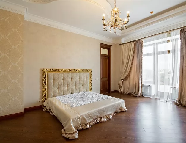 дом  в КП Монолит, 24 км от МКАД