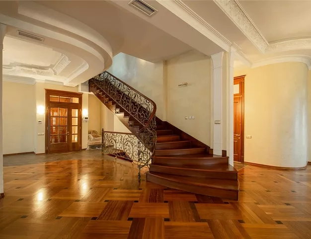 дом  в КП Монолит, 24 км от МКАД