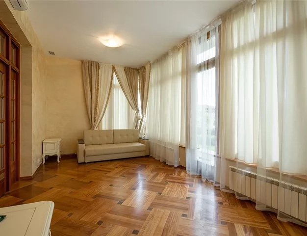 дом  в КП Монолит, 24 км от МКАД