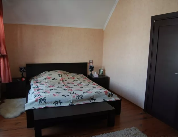 дом  в КП Глухово, 10 км от МКАД