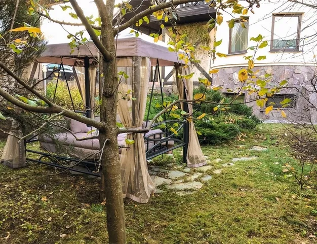 дом  в КП Глухово, 10 км от МКАД