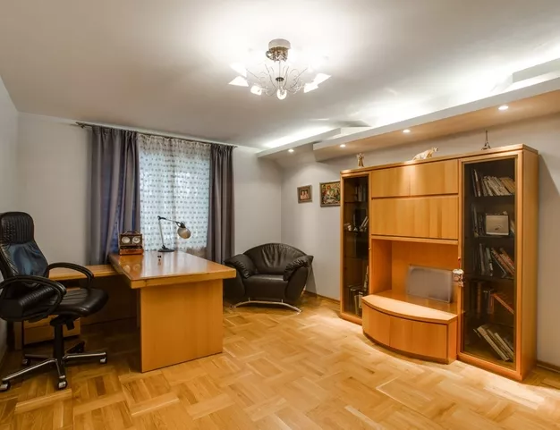 дом  в КП Шульгино, 7 км от МКАД