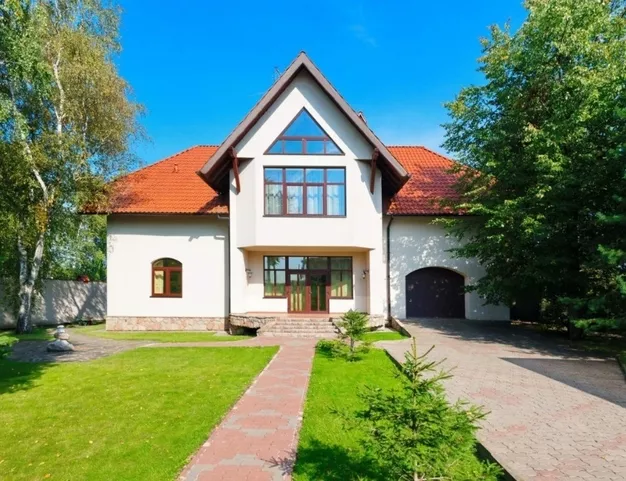 дом  в КП Шульгино, 7 км от МКАД