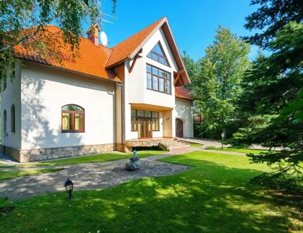 дом  в КП Шульгино, 7 км от МКАД