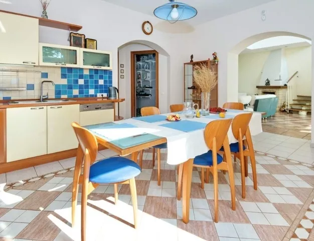 дом  в КП Шульгино, 7 км от МКАД