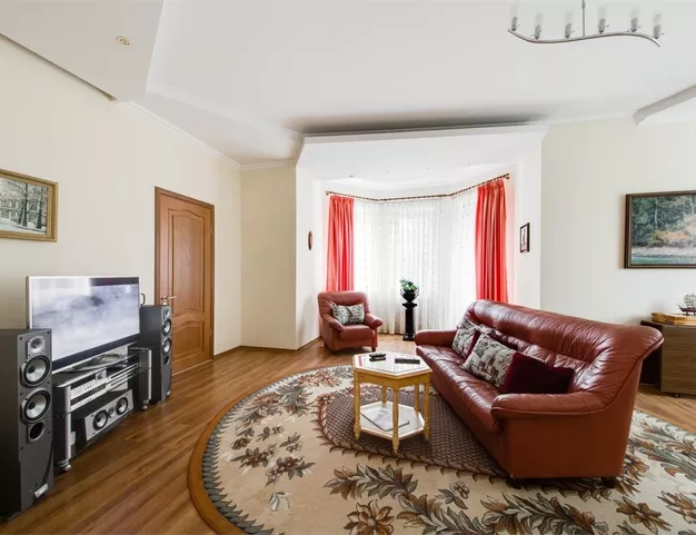 дом  в КП Пенаты, 15 км от МКАД