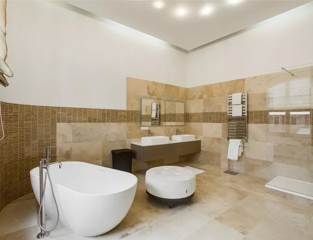 дом  в КП Новахово, 14 км от МКАД