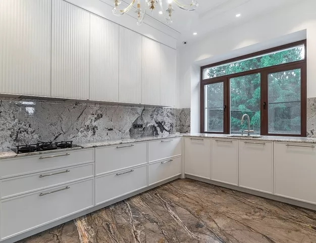 дом  в КП Миллениум Парк, 19 км от МКАД