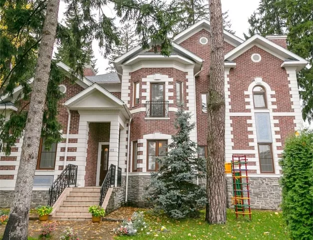 дом  в КП Николино, 23 км от МКАД