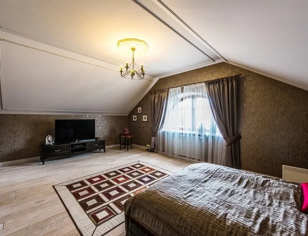 дом  в КП Береста, 2 км от МКАД