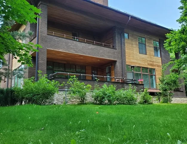 дом  в КП Лесной Простор, 19 км от МКАД