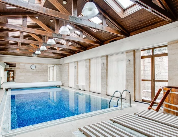 дом  в КП Монолит, 24 км от МКАД