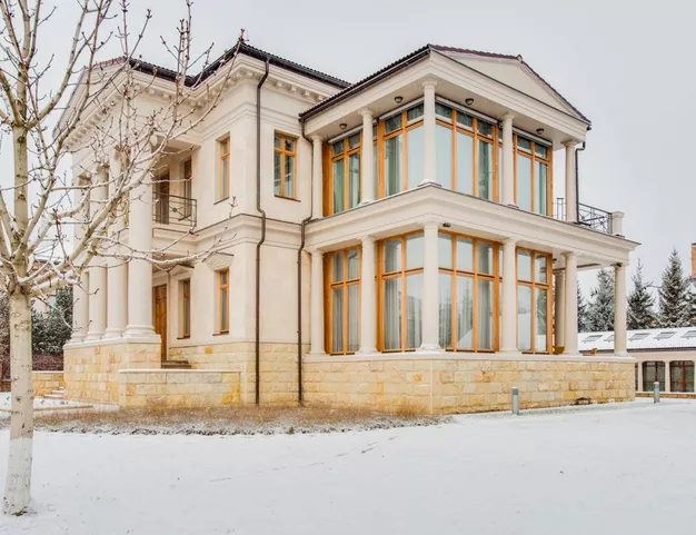 дом  в КП Монолит, 24 км от МКАД