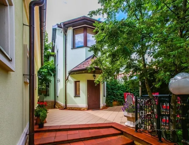 дом  в КП Усово, 12 км от МКАД