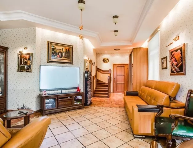 дом  в КП Усово, 12 км от МКАД