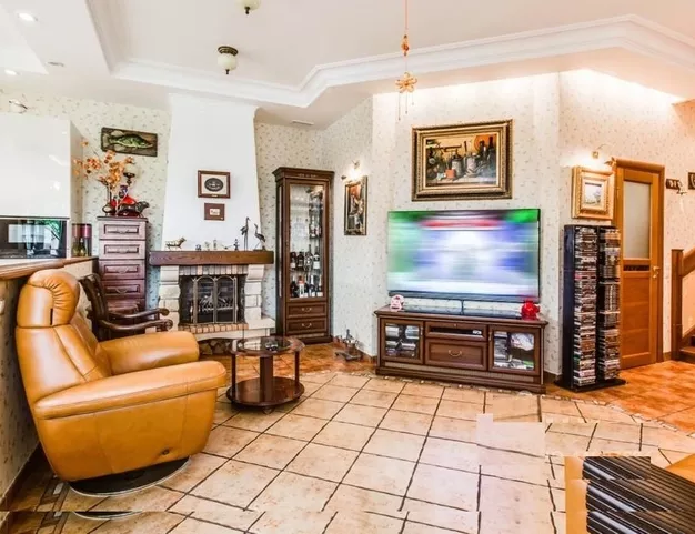 дом  в КП Усово, 12 км от МКАД