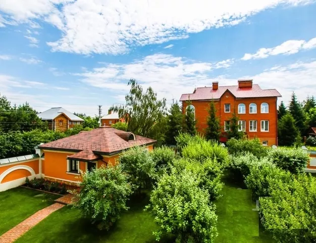 дом  в КП Усово, 12 км от МКАД