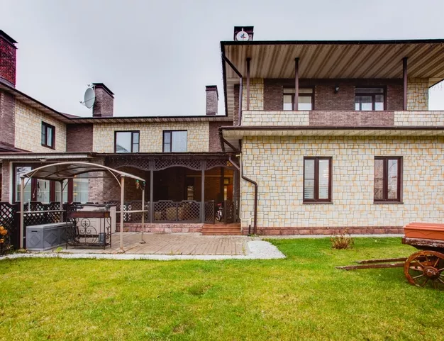 часть дома  в КП Кленово, 12 км от МКАД