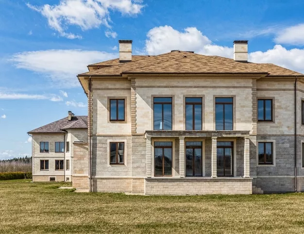 дом  в КП Шато Соверен, 16 км от МКАД