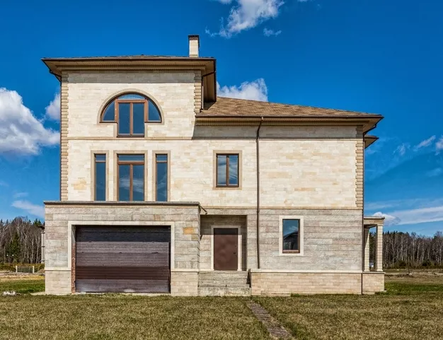 дом  в КП Шато Соверен, 16 км от МКАД