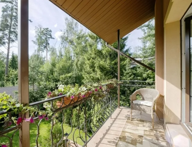 дом  в КП Изумрудный век, 16 км от МКАД