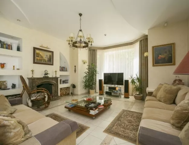 дом  в КП Изумрудный век, 16 км от МКАД