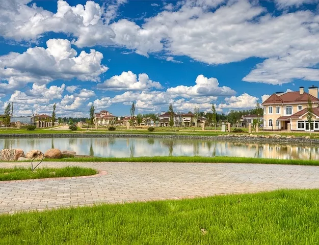 дом  в КП Монтевиль, 23 км от МКАД