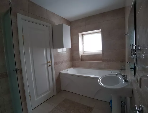 дом  в КП Величъ, 39 км от МКАД