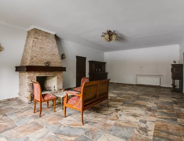 дом  в КП Шульгино, 7 км от МКАД