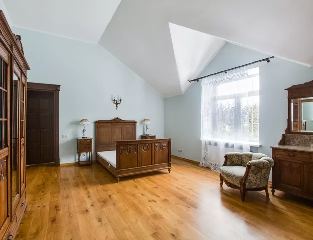 дом  в КП Шульгино, 7 км от МКАД