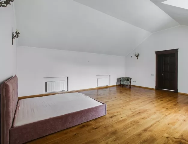 дом  в КП Шульгино, 7 км от МКАД