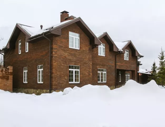 дом  в КП Шульгино, 7 км от МКАД