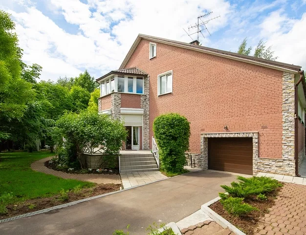 дом  в КП ПЖСК Рождественский, 7 км от МКАД