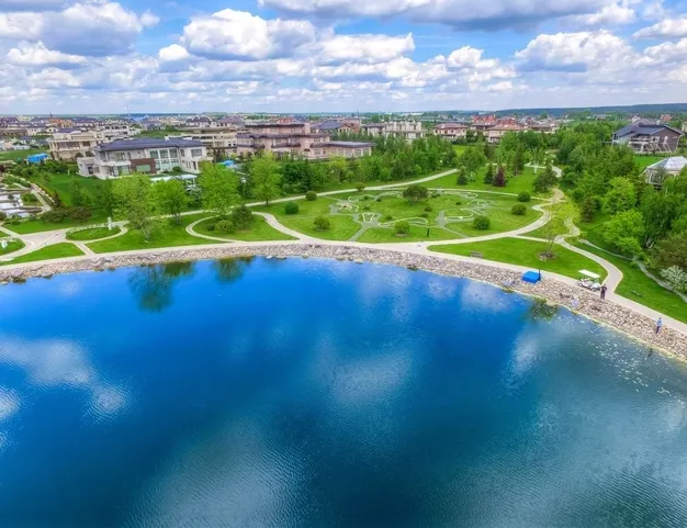 участок  в КП Миллениум Парк, 19 км от МКАД