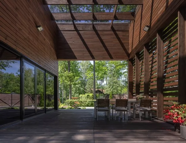 дом  в КП Глуховка, 60 км от МКАД