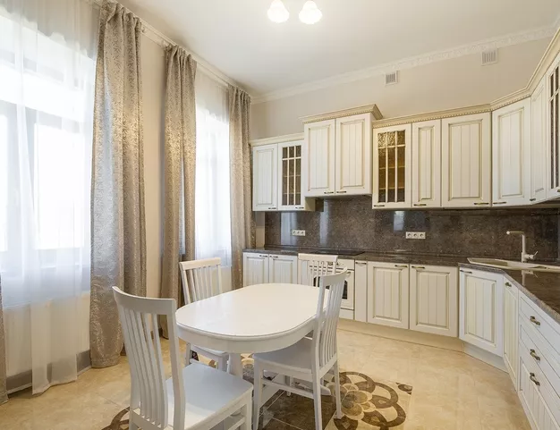 дом  в КП Монтевиль, 23 км от МКАД