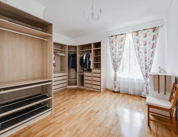 дом  в КП Монтевиль, 23 км от МКАД